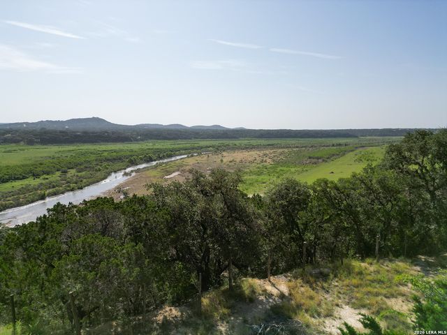 776 Grandview Circle, Bandera, TX 78003