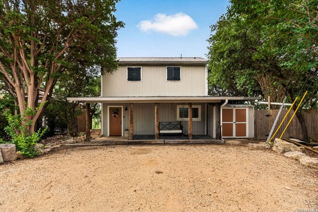 776 Grandview Circle, Bandera, TX 78003