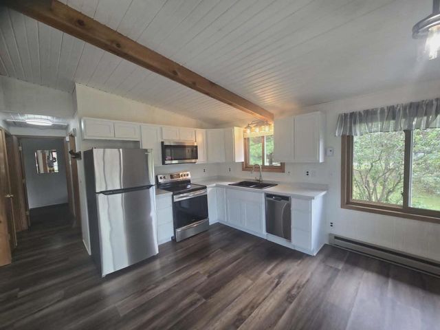 424 E KING STREET, Coloma, WI 54930