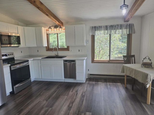 424 E KING STREET, Coloma, WI 54930