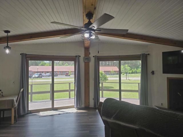 424 E KING STREET, Coloma, WI 54930