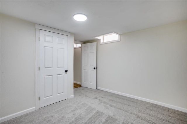 221 Western Ave, Haysville, KS 67060