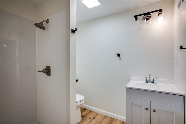 221 Western Ave, Haysville, KS 67060