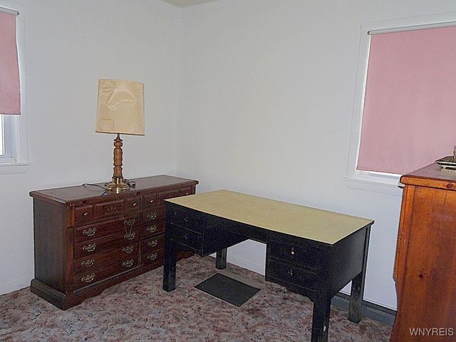 4449 Saunders Sett Road North, Cambria, NY 14094