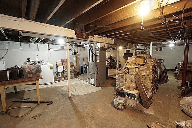 4449 Saunders Sett Road North, Cambria, NY 14094