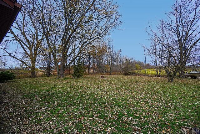 4449 Saunders Sett Road North, Cambria, NY 14094