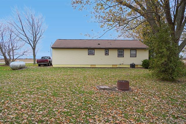 4449 Saunders Sett Road North, Cambria, NY 14094