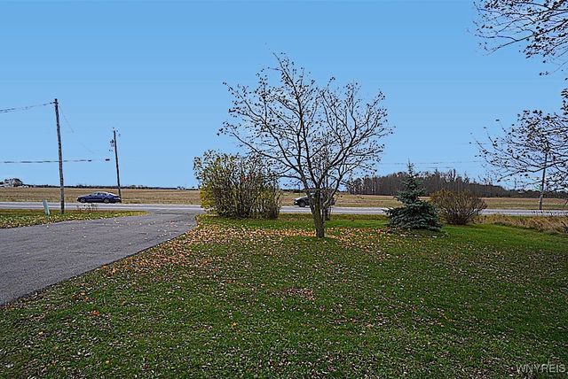 4449 Saunders Sett Road North, Cambria, NY 14094