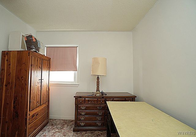 4449 Saunders Sett Road North, Cambria, NY 14094