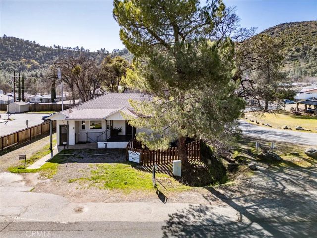 5275 State Highway 49 North, Mariposa, CA 95338