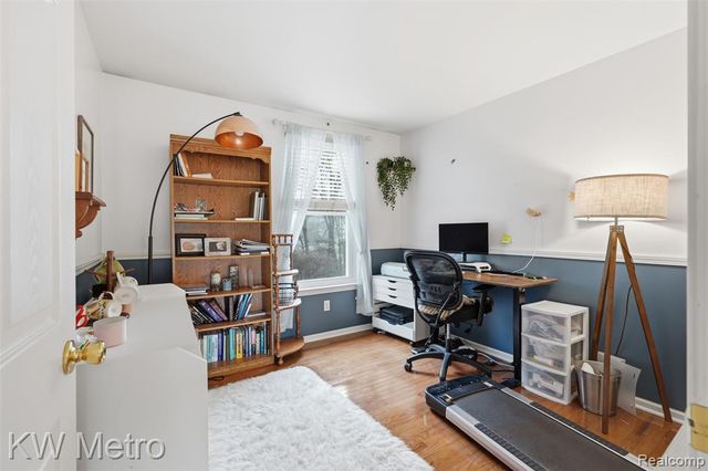 7598 Ring Neck Drive, Waterford, MI 48327