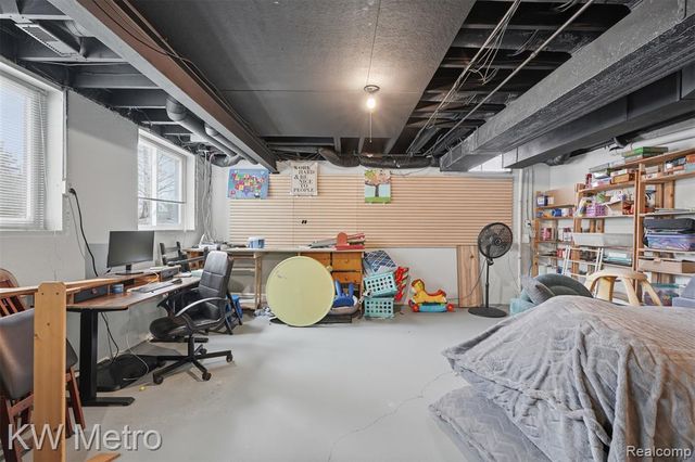 7598 Ring Neck Drive, Waterford, MI 48327