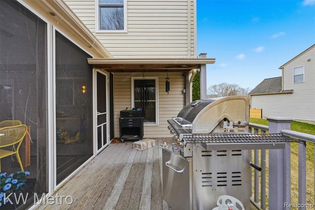 7598 Ring Neck Drive, Waterford, MI 48327