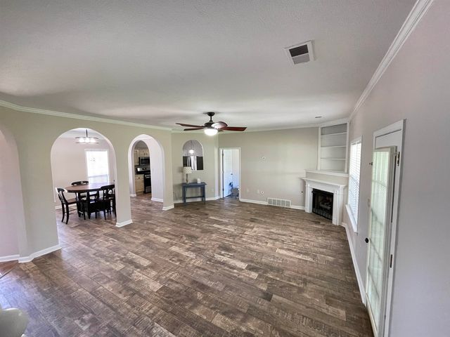 148 MICHELLE DR, Brighton, TN 38011