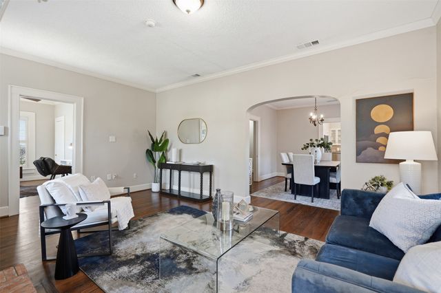 5606 Mercedes Avenue, Dallas, TX 75206