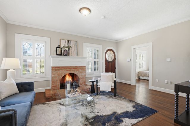 5606 Mercedes Avenue, Dallas, TX 75206