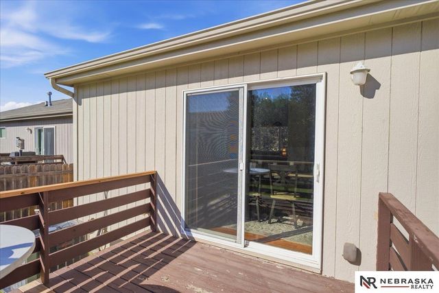 6618 N 148th Street, Omaha, NE 68116