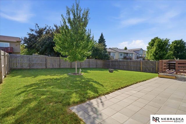 6618 N 148th Street, Omaha, NE 68116