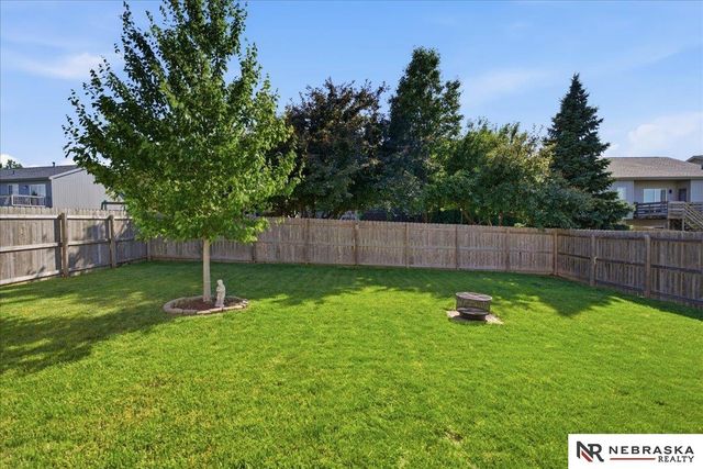 6618 N 148th Street, Omaha, NE 68116