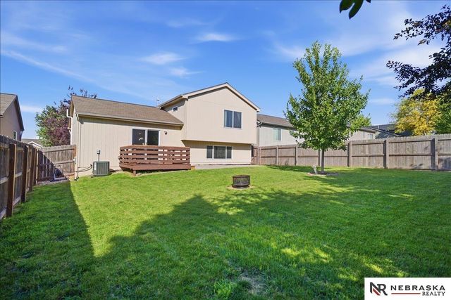 6618 N 148th Street, Omaha, NE 68116