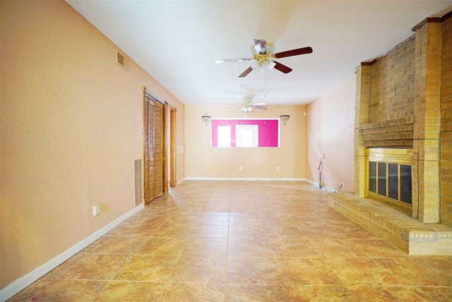 1734 Hartford Drive, Carrollton, TX 75007