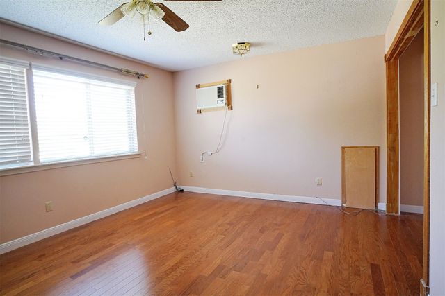 1734 Hartford Drive, Carrollton, TX 75007