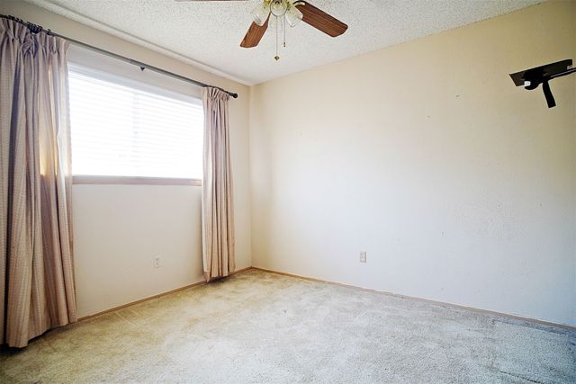 1734 Hartford Drive, Carrollton, TX 75007