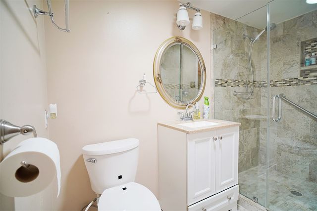 1734 Hartford Drive, Carrollton, TX 75007