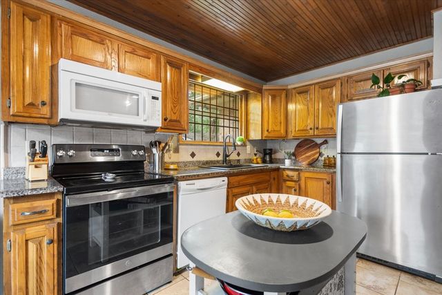 241 Hideaway Lane Central, Hideaway, TX 75771