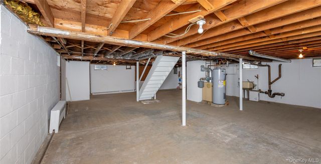 16 Townsend Boulevard, Pawling, NY 12564