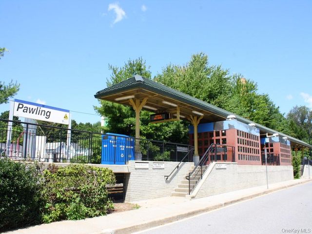 16 Townsend Boulevard, Pawling, NY 12564