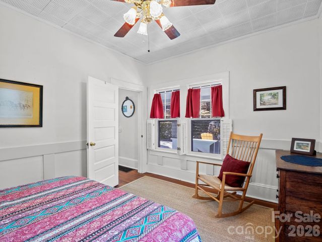 439 Lockhart Road, Tryon, NC 28782