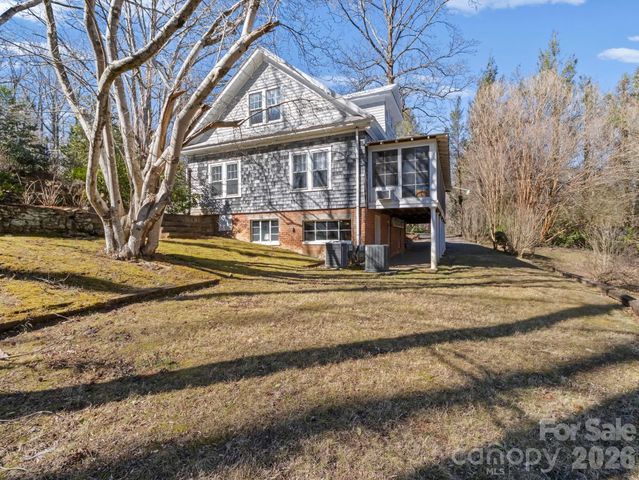 439 Lockhart Road, Tryon, NC 28782