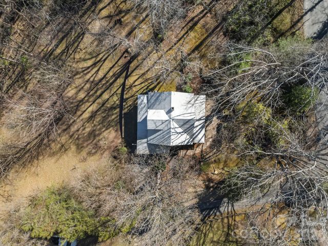 439 Lockhart Road, Tryon, NC 28782