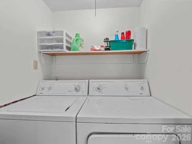 439 Lockhart Road, Tryon, NC 28782