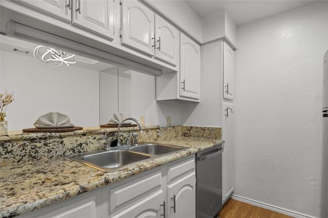 5100 Verde Valley Lane 245, Dallas, TX 75254