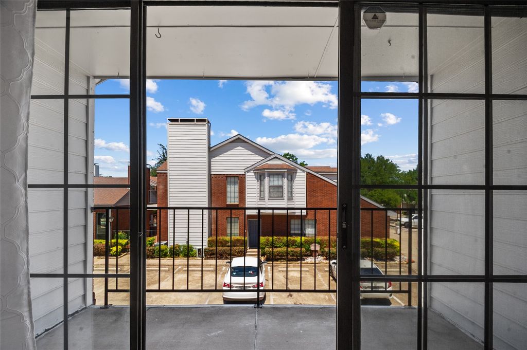 5100 Verde Valley Lane 245, Dallas, TX 75254