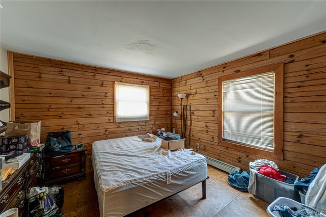 97 Woodlot Road, Ridge, NY 11961