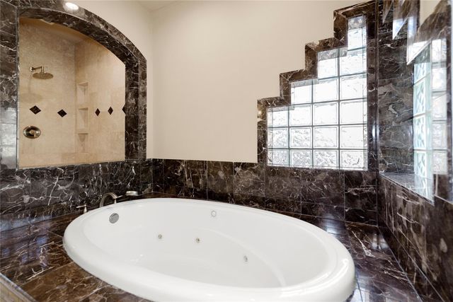 12098 Sagittarius Drive E, Willis, TX 77318