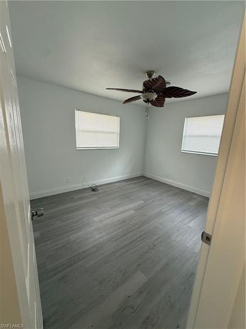 4902 Nassau CT, Cape Coral, FL 33904