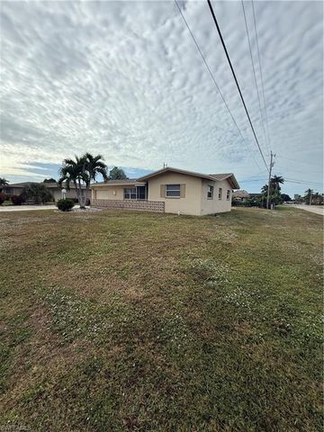 4902 Nassau CT, Cape Coral, FL 33904