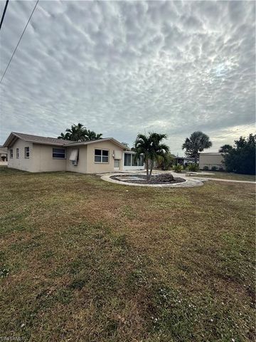 4902 Nassau CT, Cape Coral, FL 33904