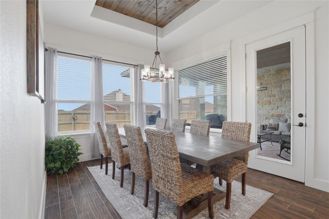 133 Greg LN, Jarrell, TX 76537