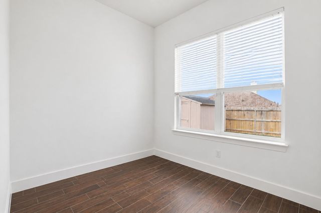 133 Greg LN, Jarrell, TX 76537