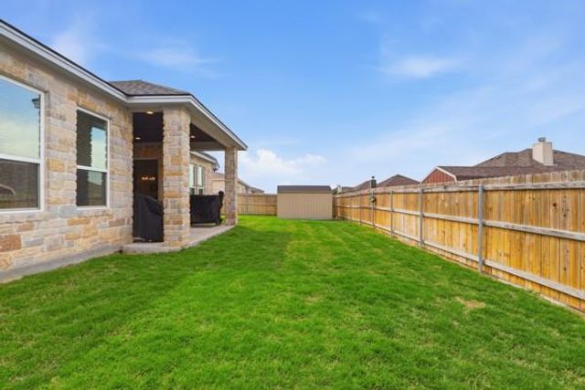 133 Greg LN, Jarrell, TX 76537