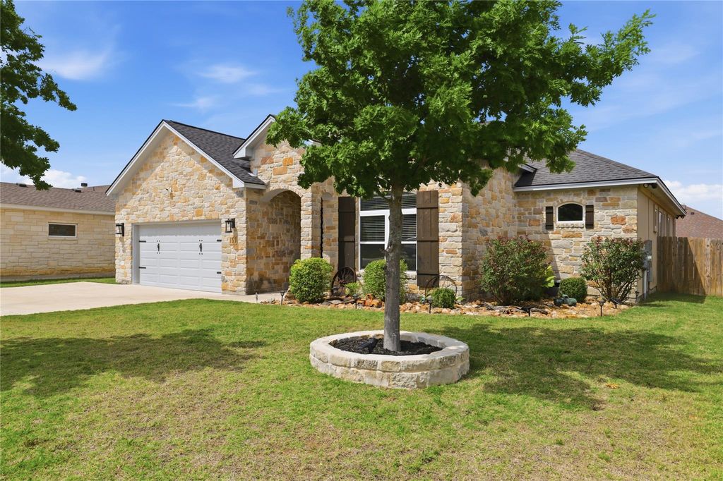 133 Greg LN, Jarrell, TX 76537