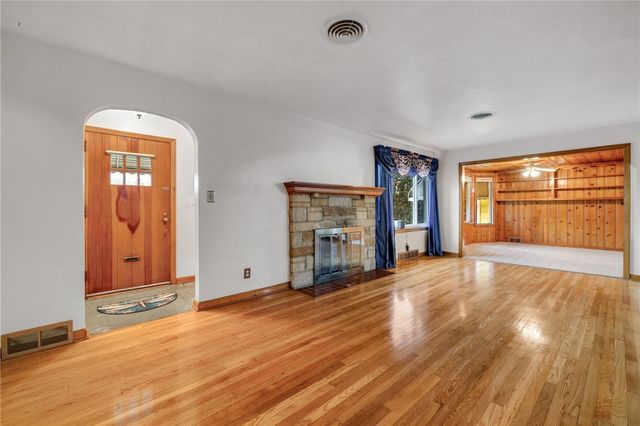 362 VICTORY DRIVE, Sharpsville, PA 16150