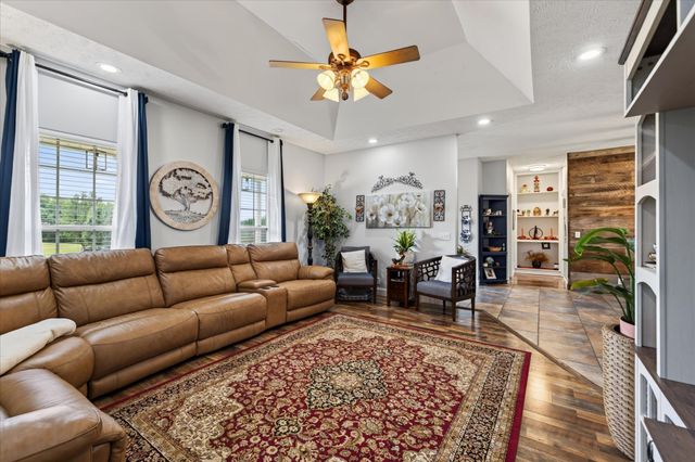 4410 Surji Cir, Centerville, TN 37033