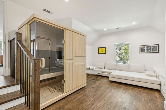 8184 Santa Clara Drive, Dallas, TX 75218