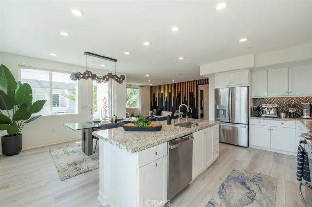 1867 S Union 64, Anaheim, CA 92805